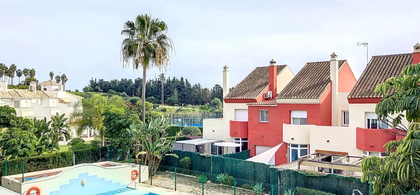Sale of townhouse in Selwo 1