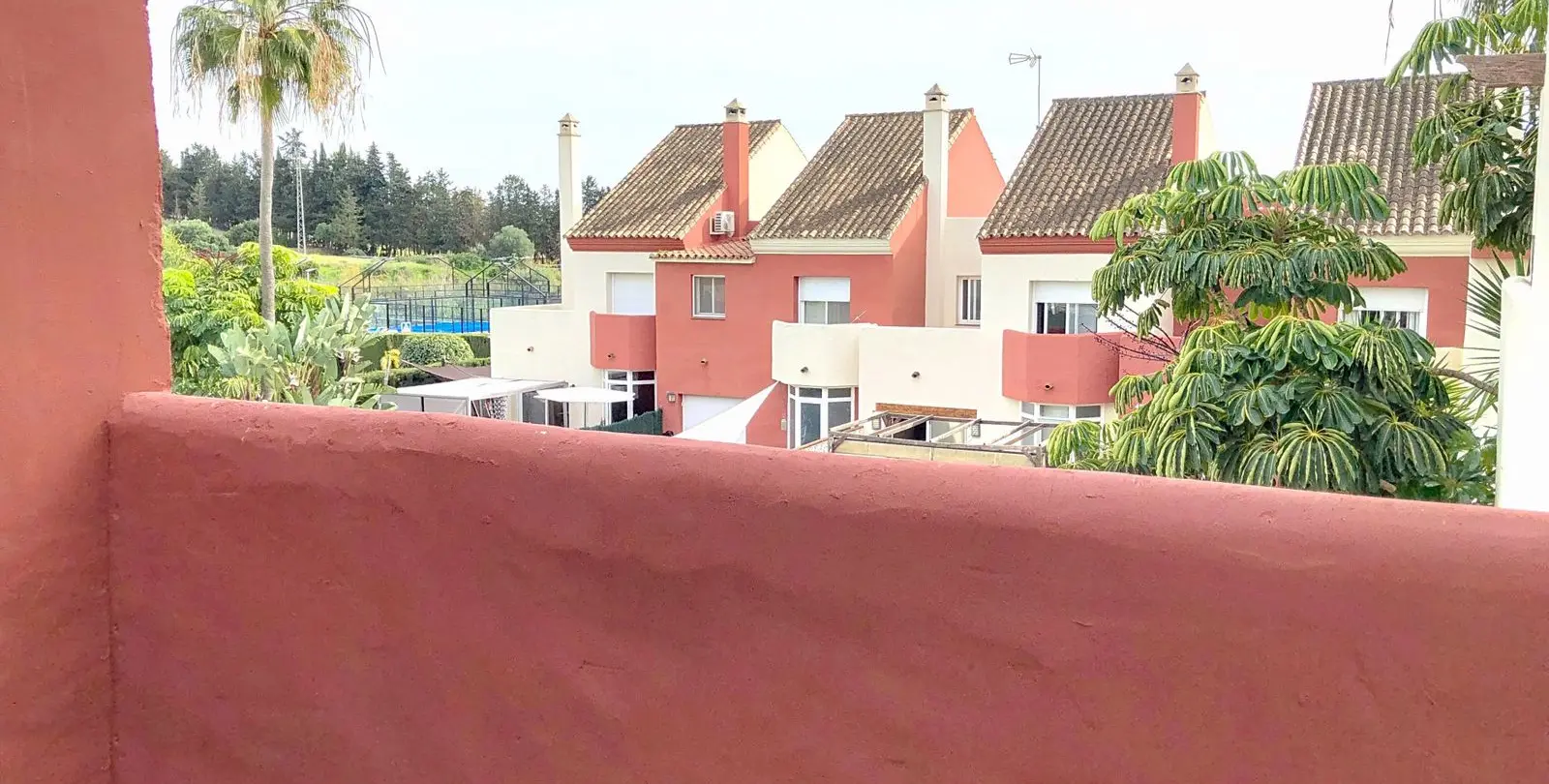 Venta de adosado en Selwo 27