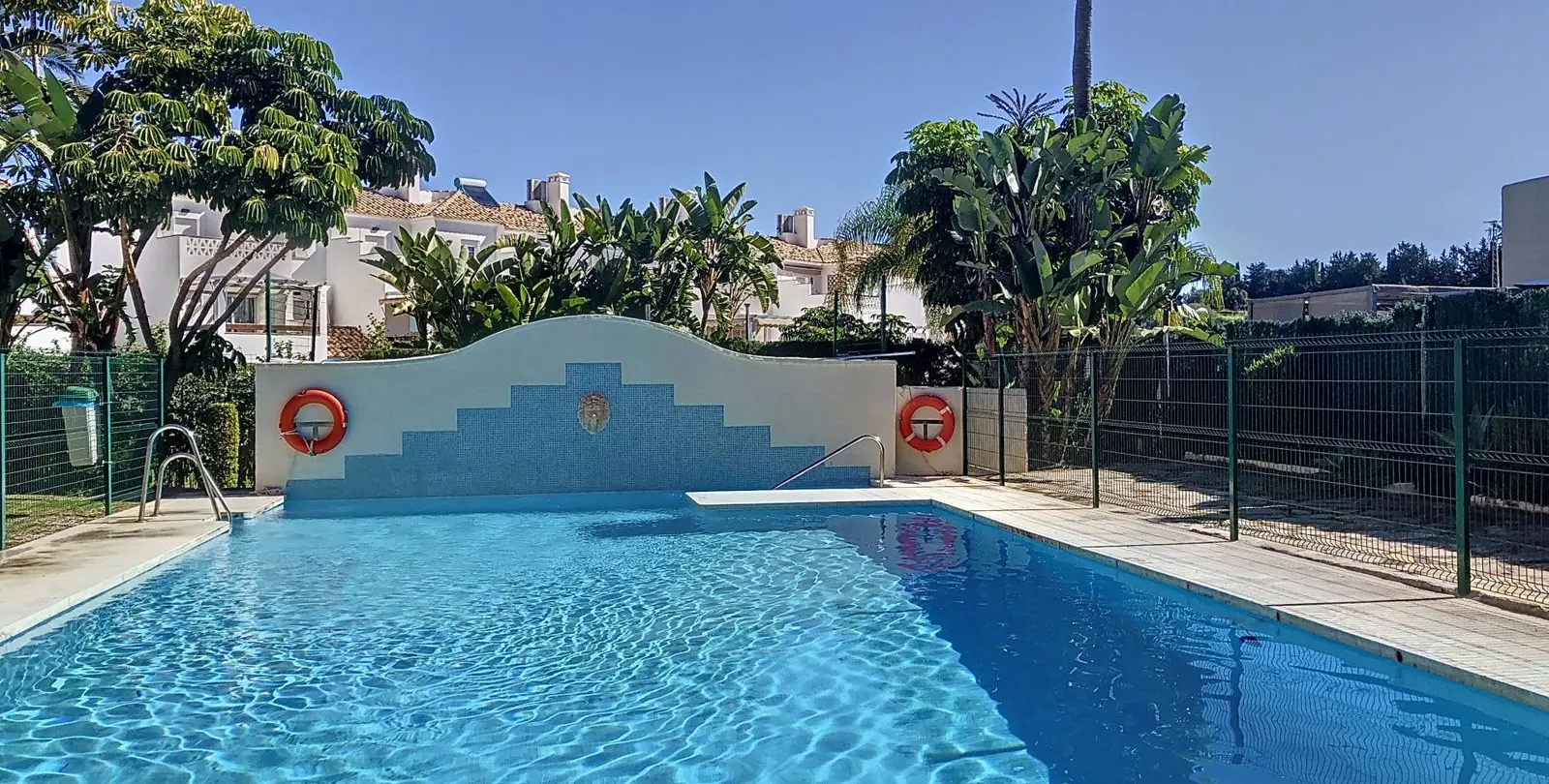 Venta de adosado en Selwo 40