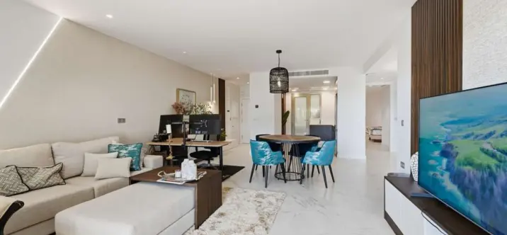 Sale of ground floor apartment in Estepona 0