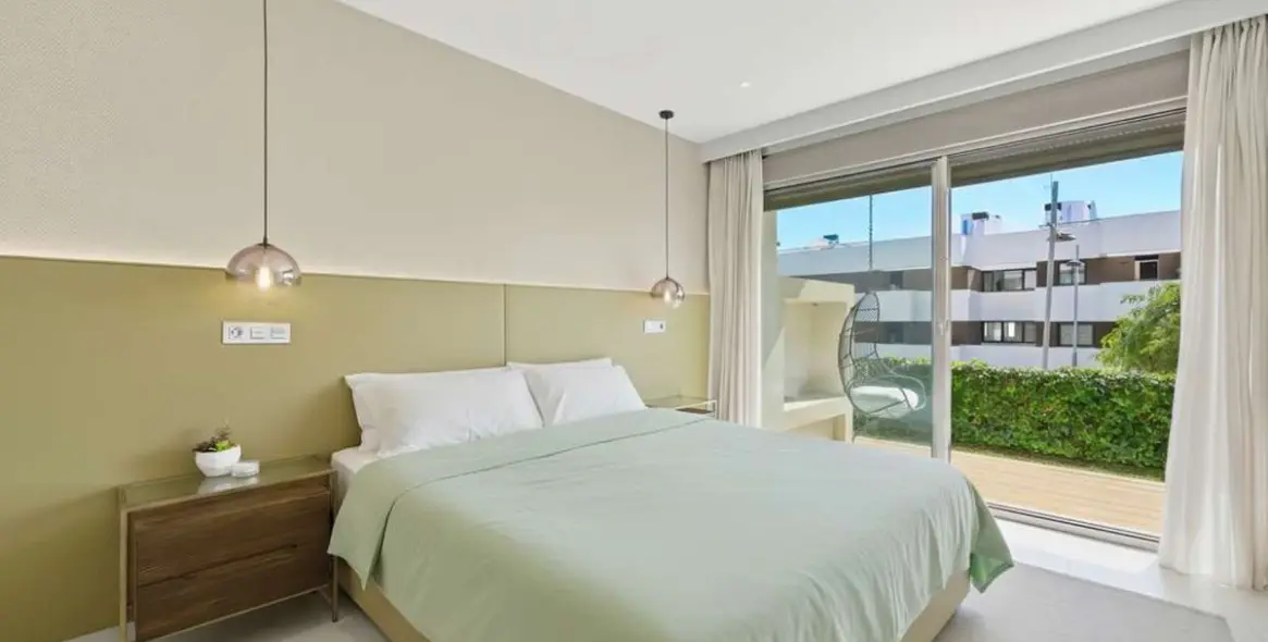 Sale of ground floor apartment in Estepona 4