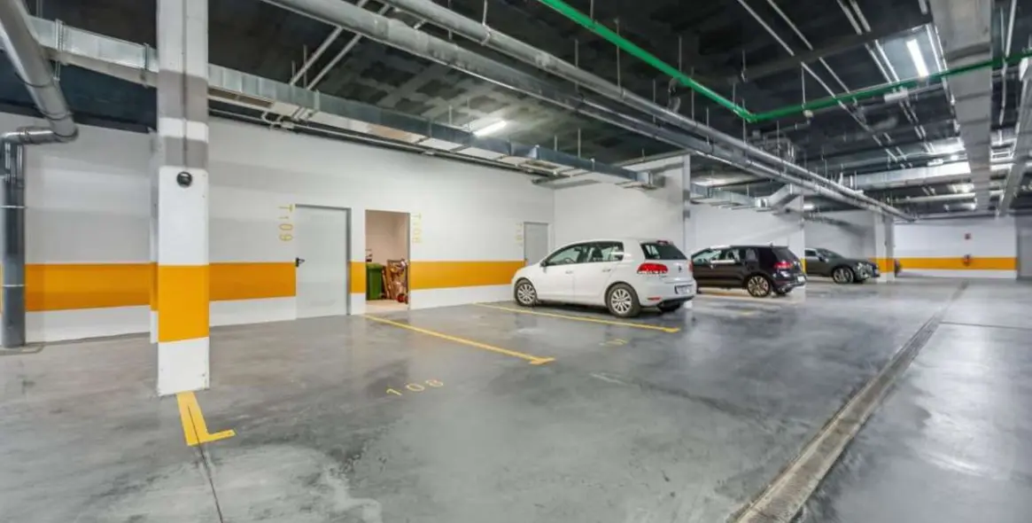 Sale of ground floor apartment in Estepona 17