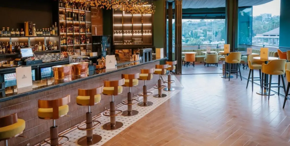 Sale of restaurant in Nueva Andalucía 18