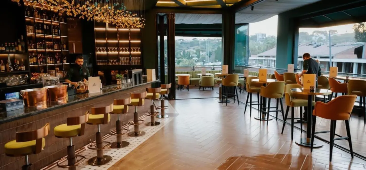 Sale of restaurant in Nueva Andalucía 2