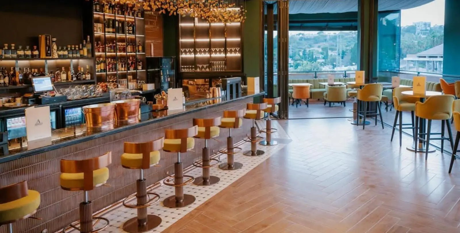 Sale of restaurant in Nueva Andalucía 18