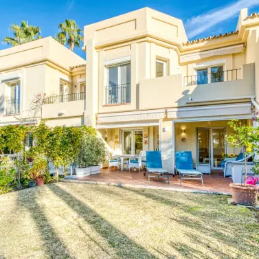 Sale of townhouse in La Quinta