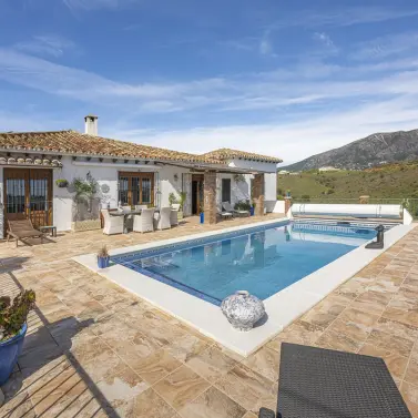 Sale of detached villa in Mijas Golf