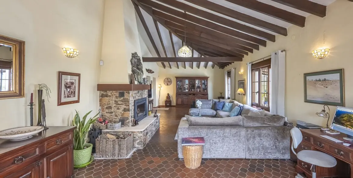 Продажа  отдельно стоящей виллы в Mijas Golf 19