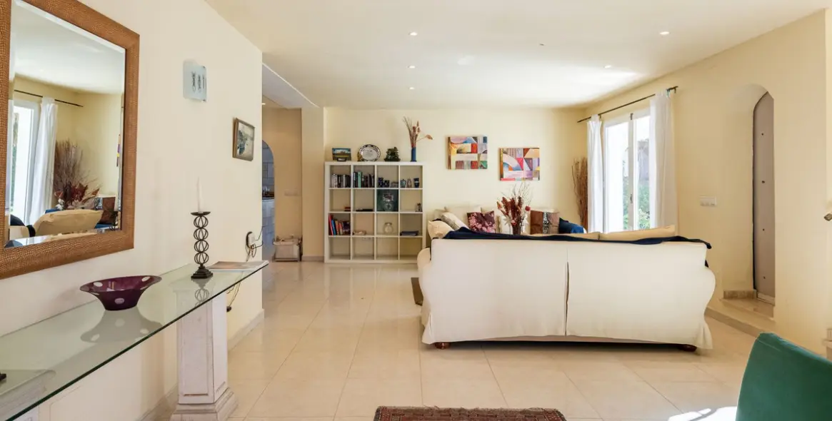 Продажа  отдельно стоящей виллы в San Pedro de Alcántara 4