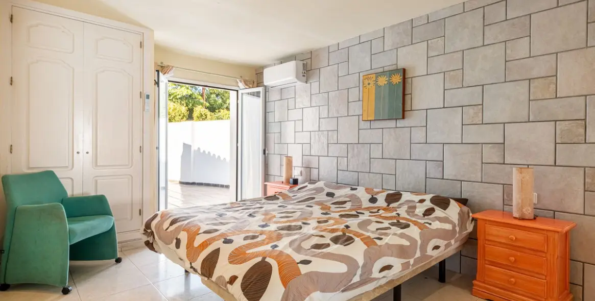 Продажа  отдельно стоящей виллы в San Pedro de Alcántara 15