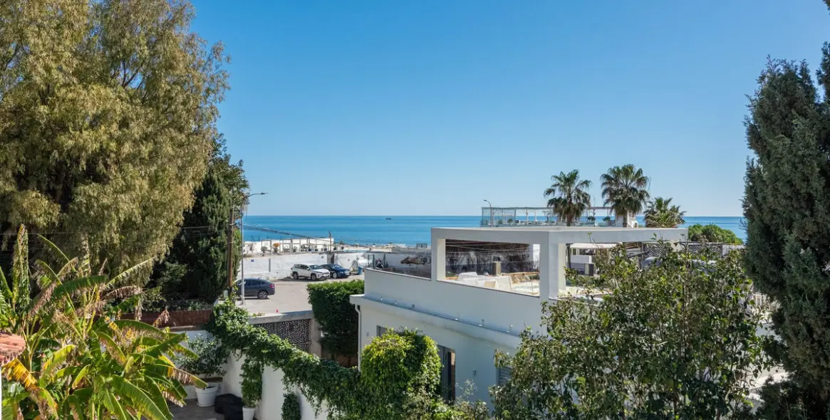 Продажа  отдельно стоящей виллы в San Pedro de Alcántara 28