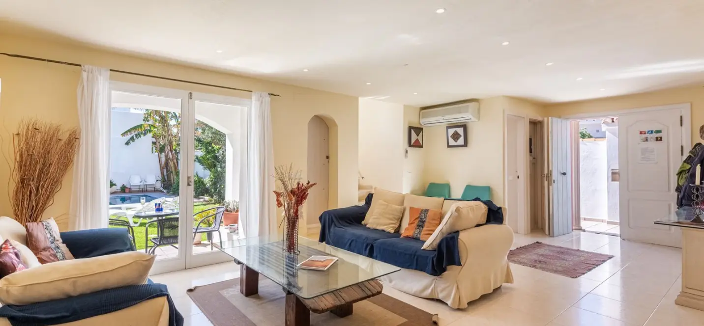 Venta de villa independiente en San Pedro de Alcántara 2