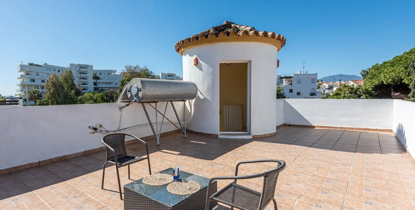 Venta de villa independiente en San Pedro de Alcántara 25