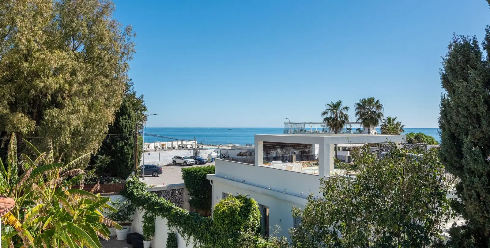 Venta de villa independiente en San Pedro de Alcántara 28