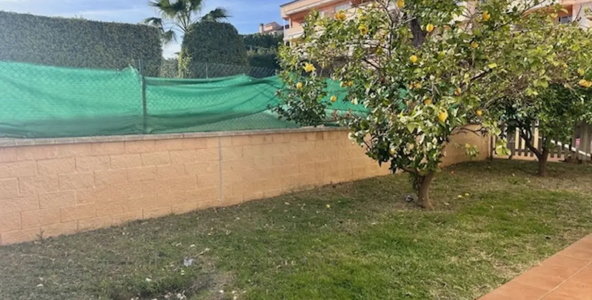 Продажа апартаментов на первом этаже в Estepona 8