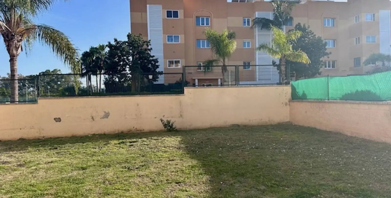 Sale of ground floor apartment in Estepona 6