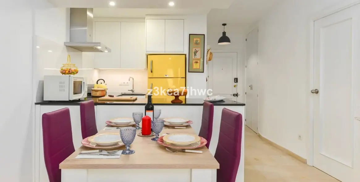 Sale of middle floor apartment in Estepona 7