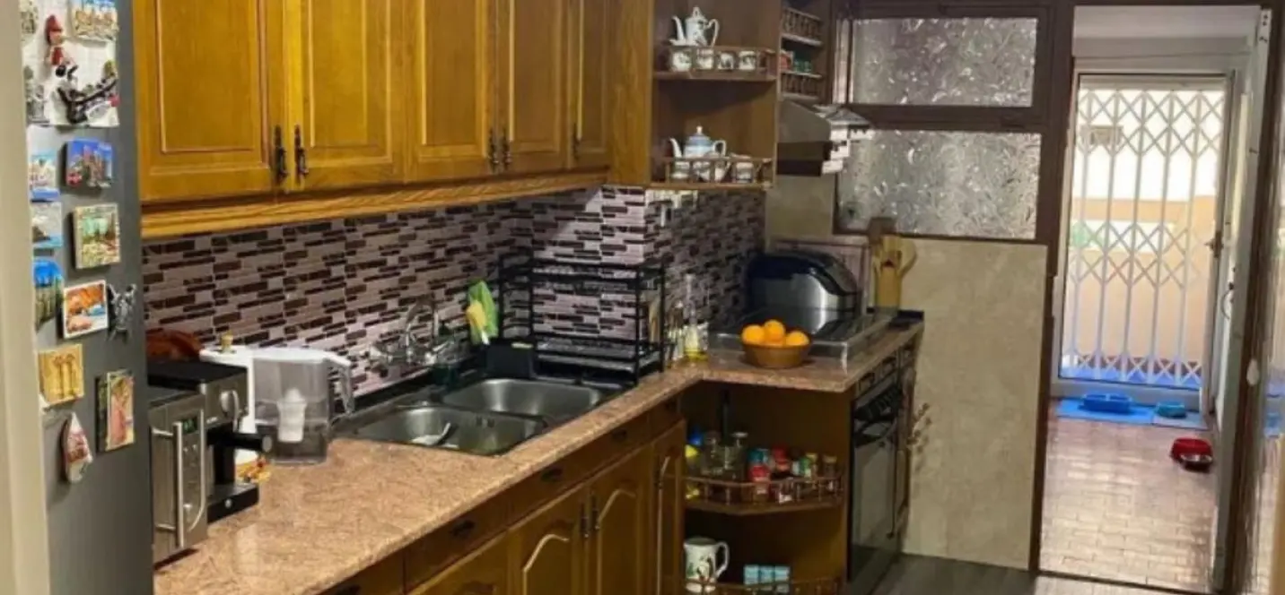 Sale of middle floor apartment in Marbella 1