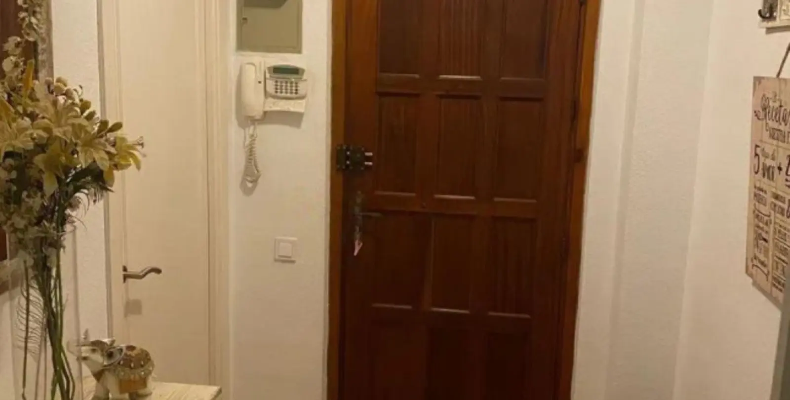 Sale of middle floor apartment in Marbella 12