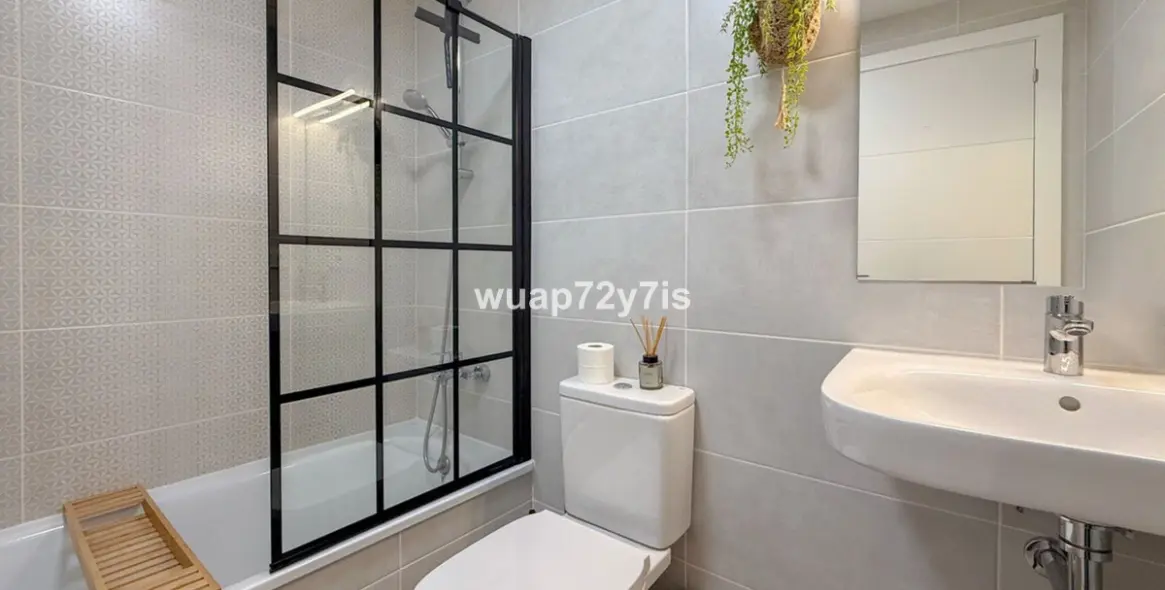 Долгосрочная аренда апартаментов на первом этаже в Selwo 20