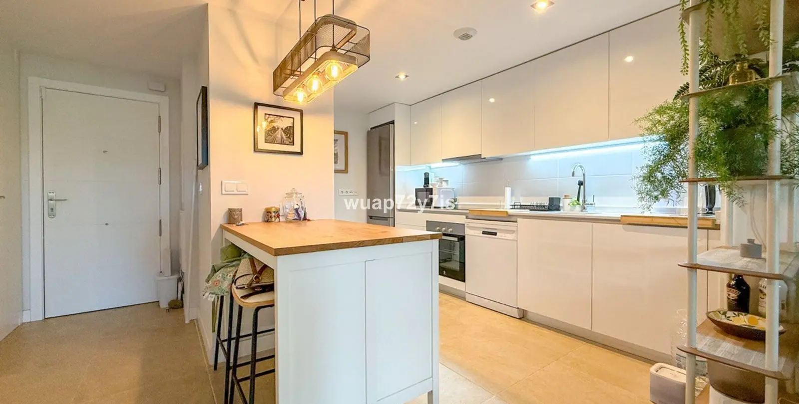 Sale of ground floor apartment in Selwo 4