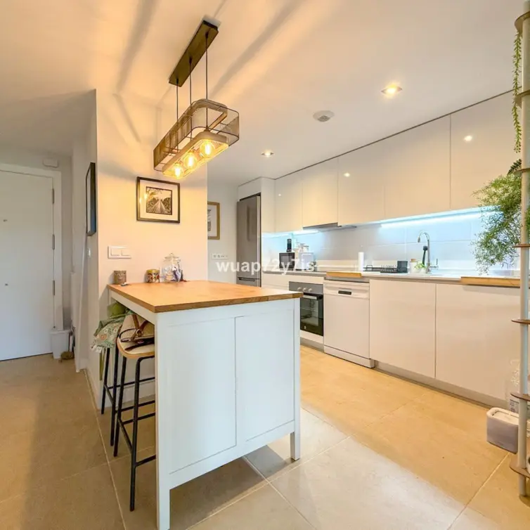 Sale of ground floor apartment in Selwo