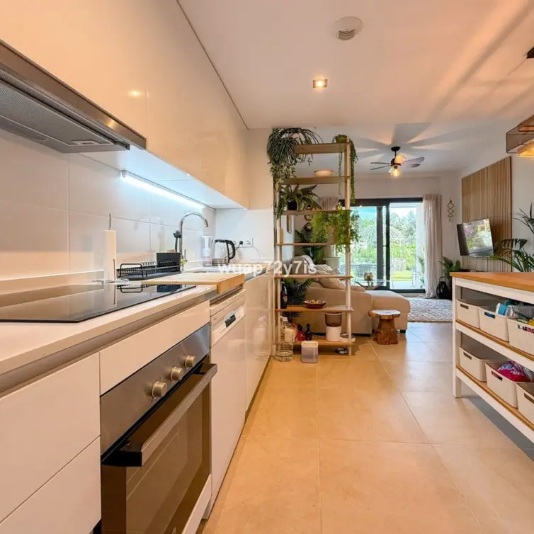 Sale of ground floor apartment in Selwo