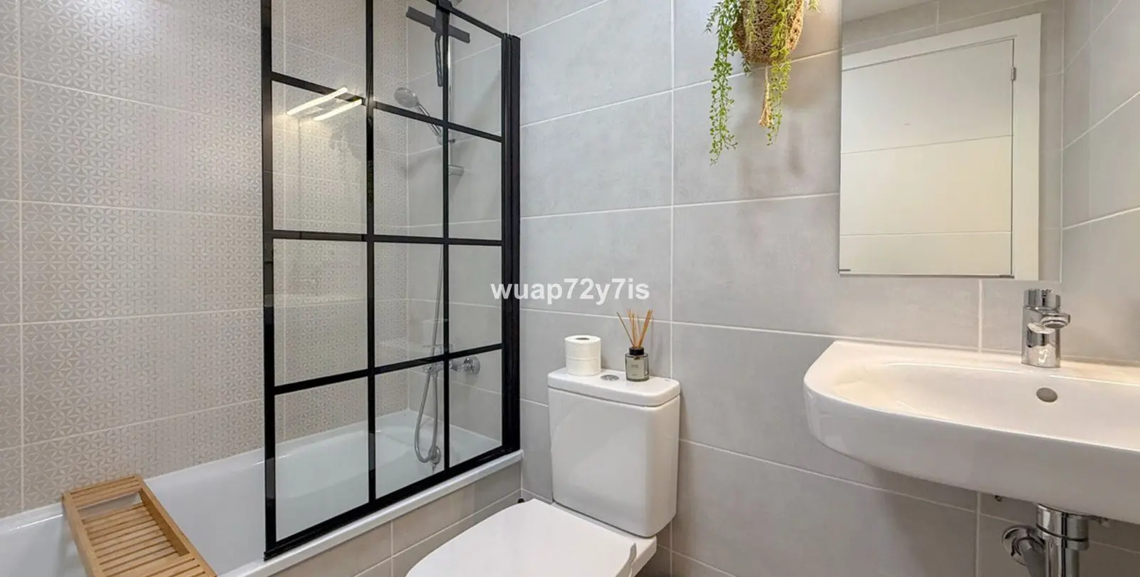 Sale of ground floor apartment in Selwo 20