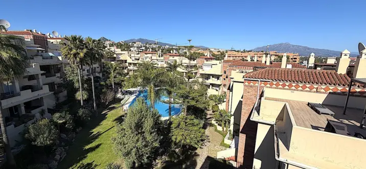 Долгосрочная аренда пентхауса в Bel Air 0