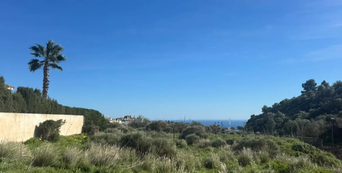 Sale of residential plot in Mijas 1