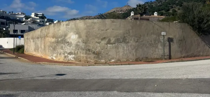 Sale of residential plot in Mijas 1