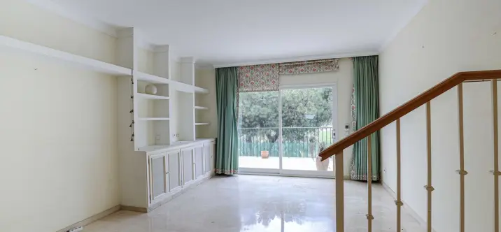 Sale of townhouse in La Quinta 3