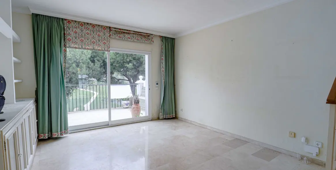 Sale of townhouse in La Quinta 5