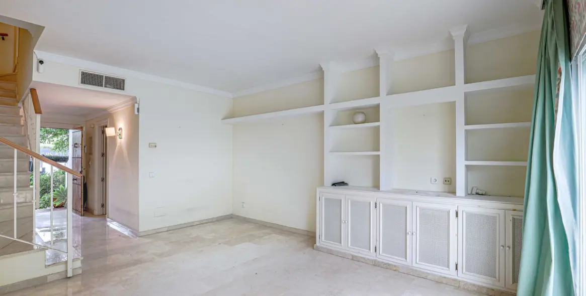 Sale of townhouse in La Quinta 8