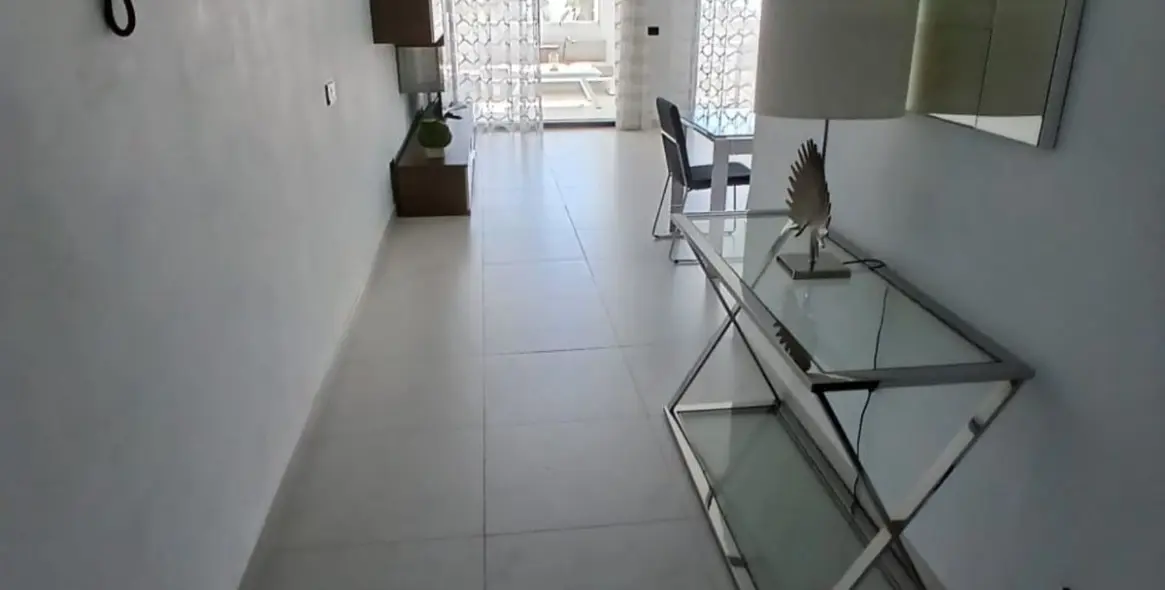 Sale of middle floor apartment in Estepona 9