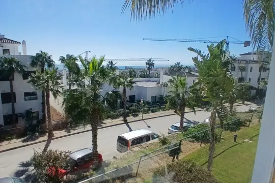 Image 6 thumb