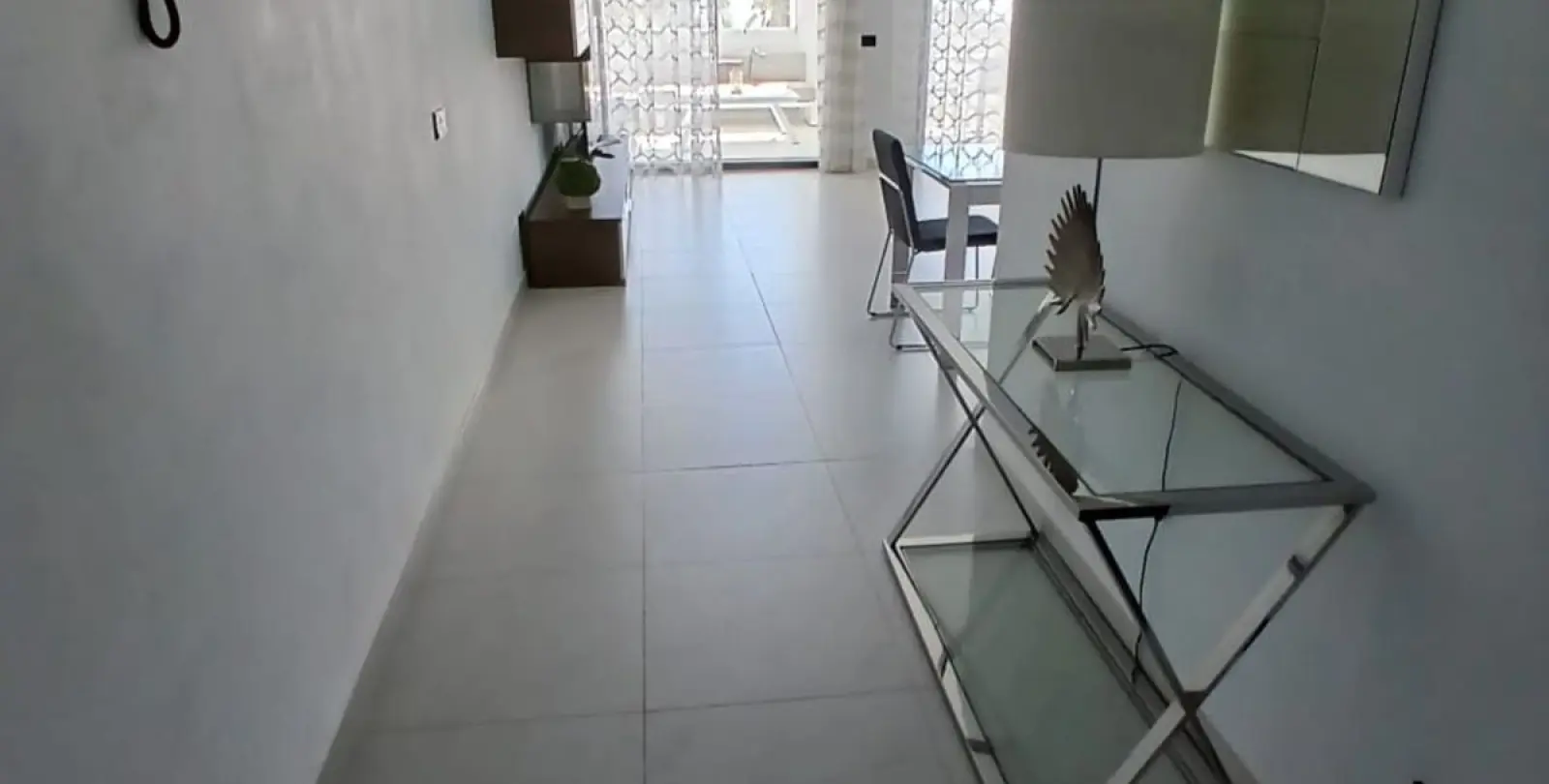 Продажа апартаментов на среднем этаже в Estepona 9