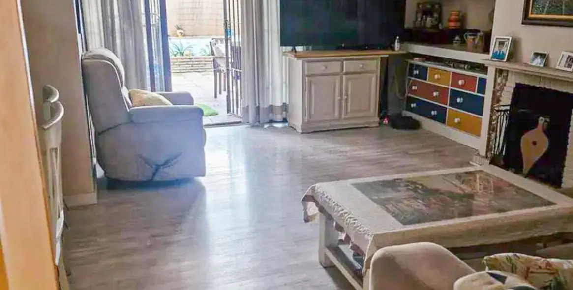 Продажа апартаментов на первом этаже в Nagüeles 5