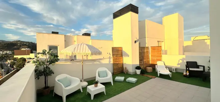 Sale of penthouse in Estepona 1