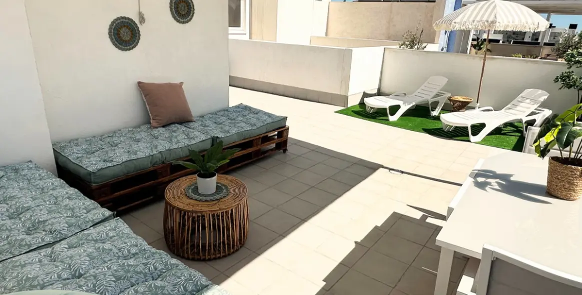 Sale of penthouse in Estepona 8