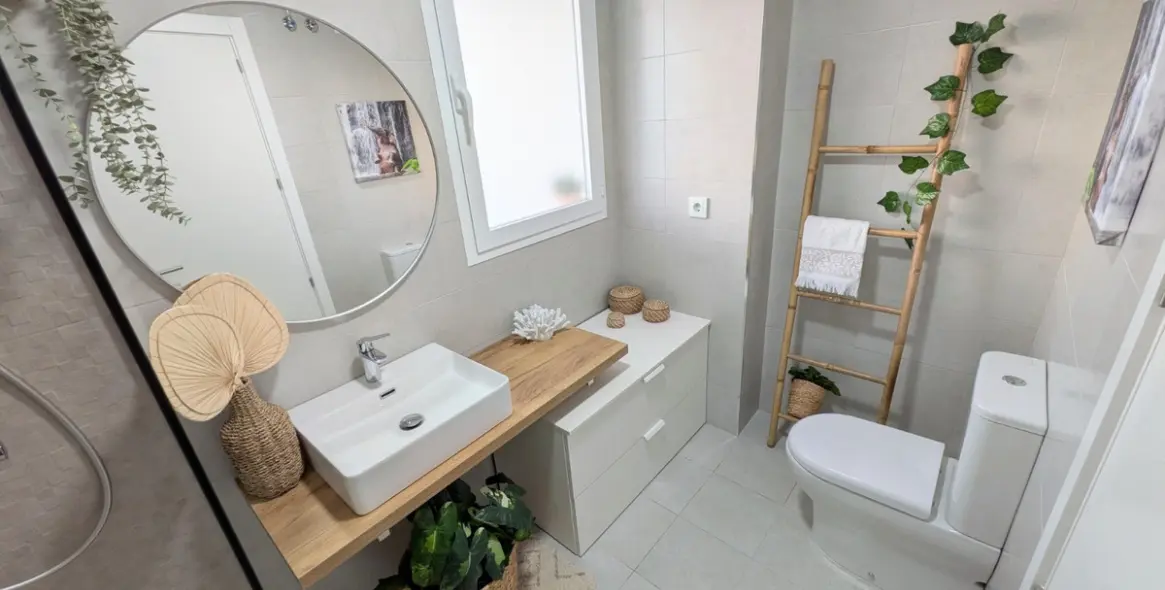 Sale of penthouse in Estepona 15