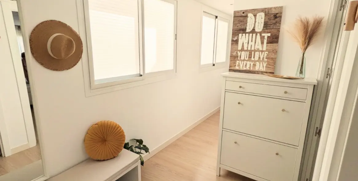 Sale of penthouse in Estepona 18