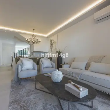 Sale of townhouse in Nueva Andalucía