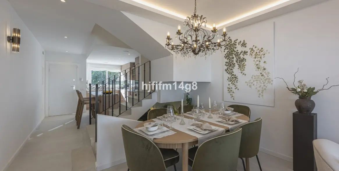 Sale of townhouse in Nueva Andalucía 6