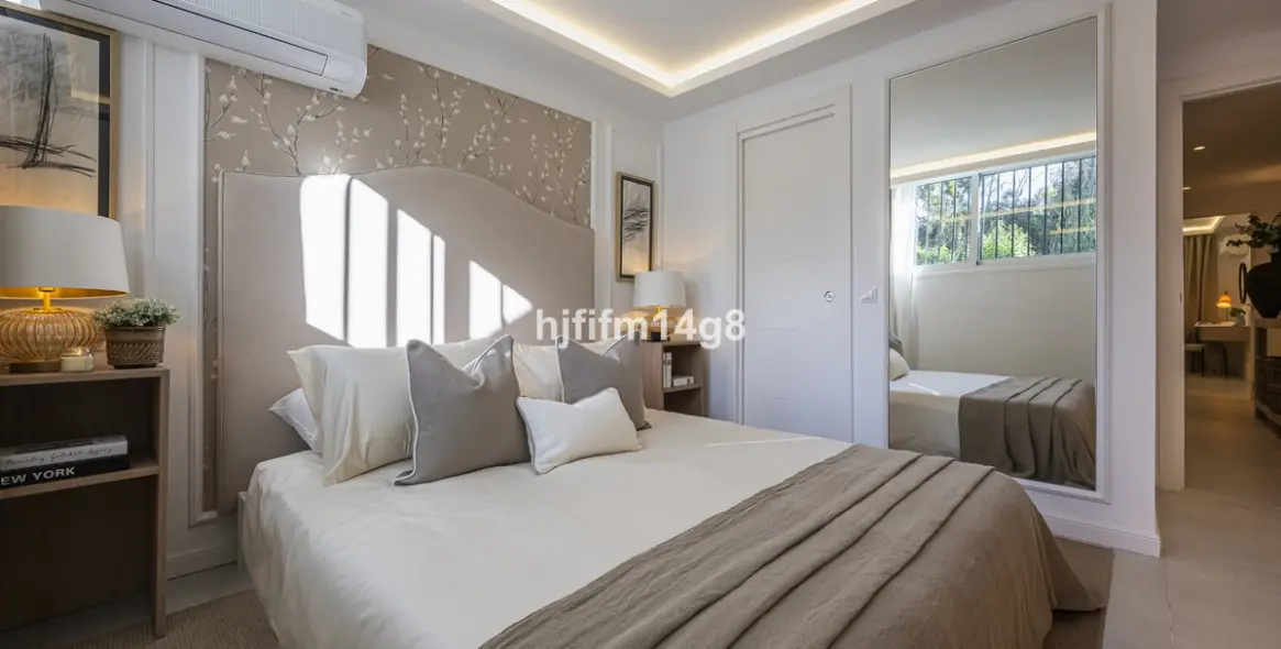 Sale of townhouse in Nueva Andalucía 14