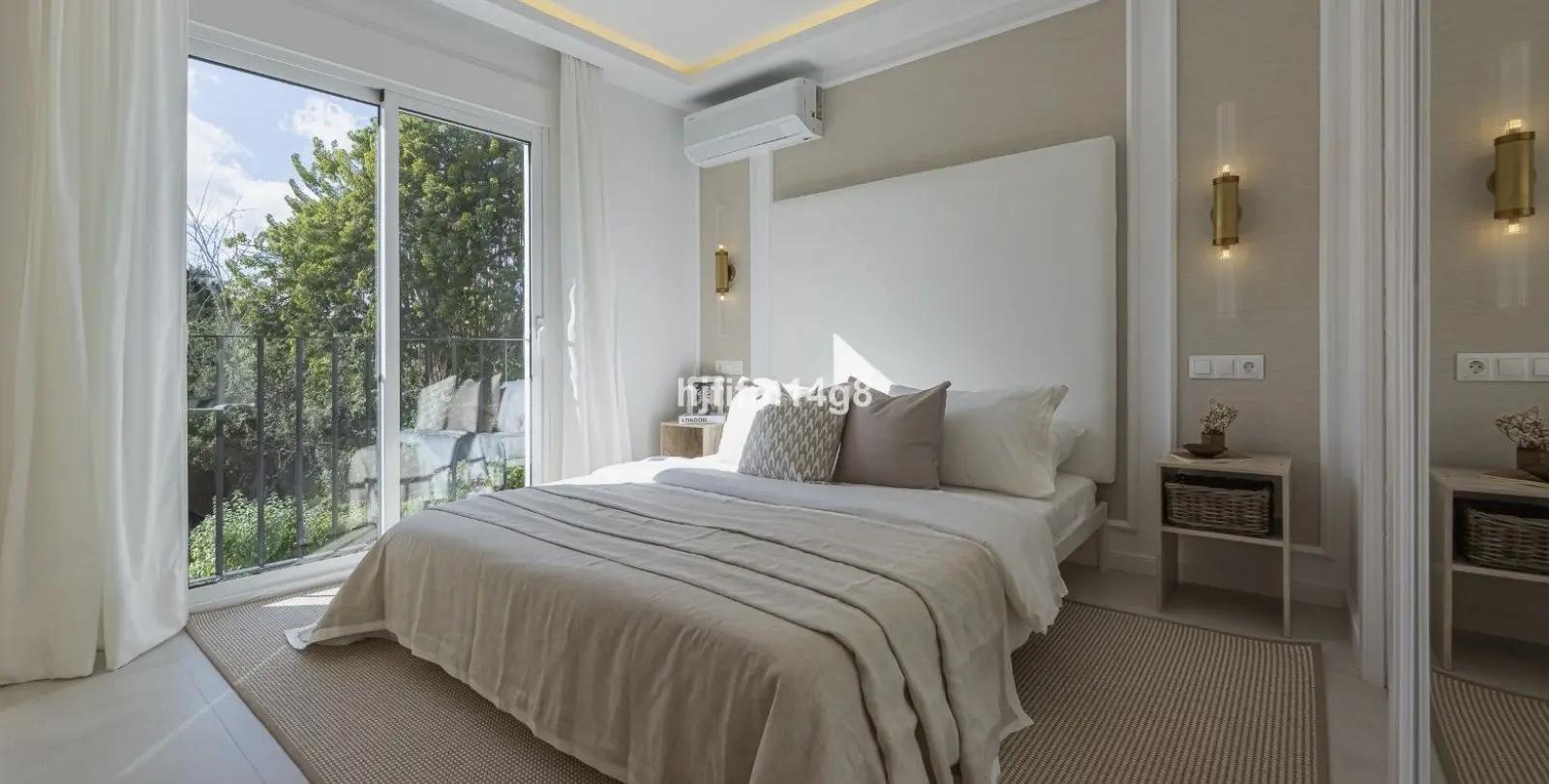 Sale of townhouse in Nueva Andalucía 10