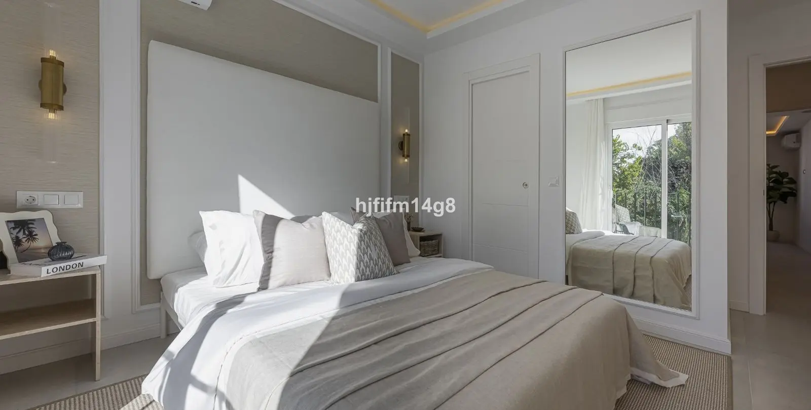 Sale of townhouse in Nueva Andalucía 11