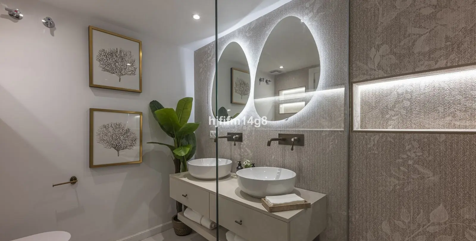 Sale of townhouse in Nueva Andalucía 16