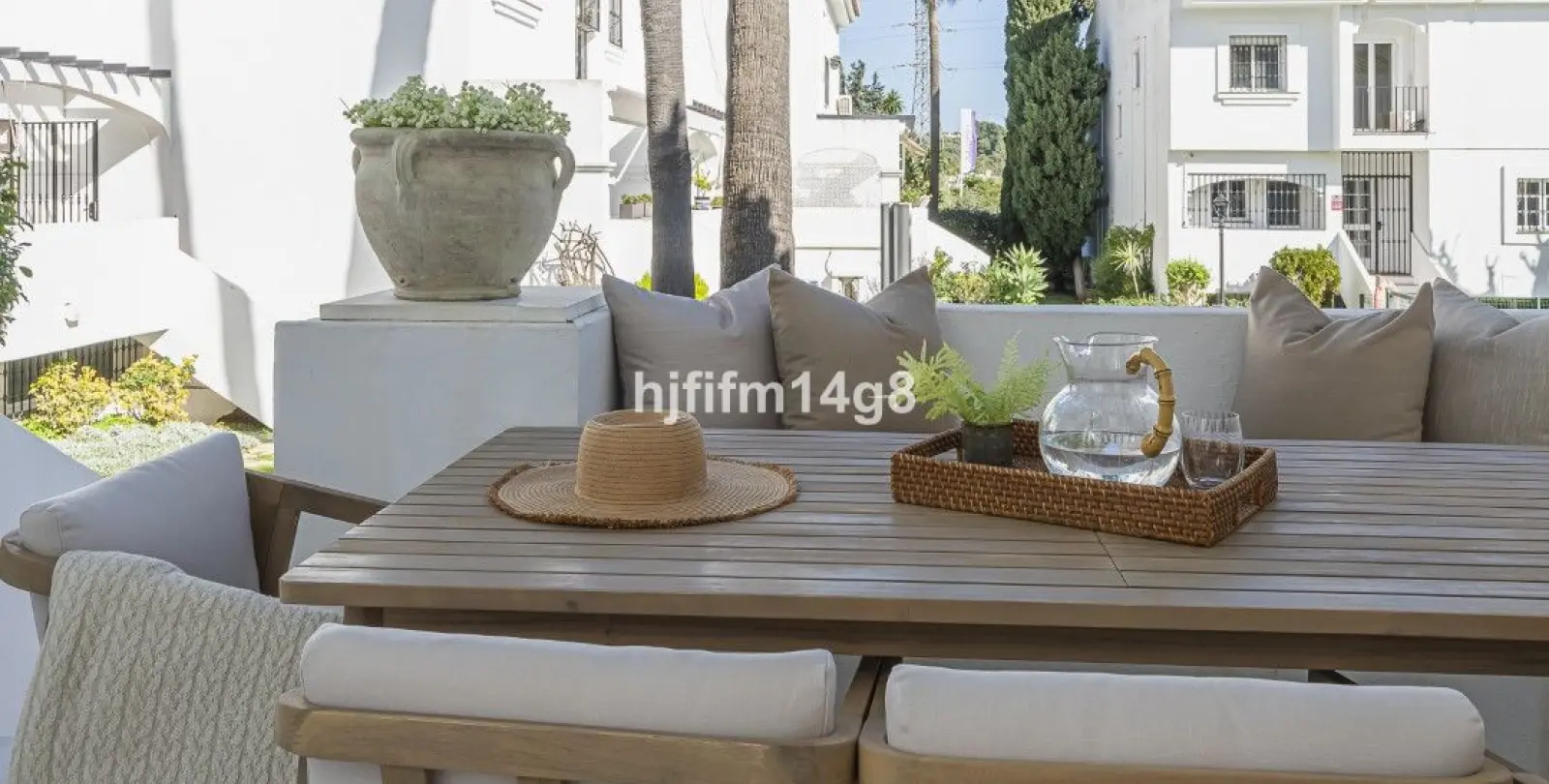 Sale of townhouse in Nueva Andalucía 24