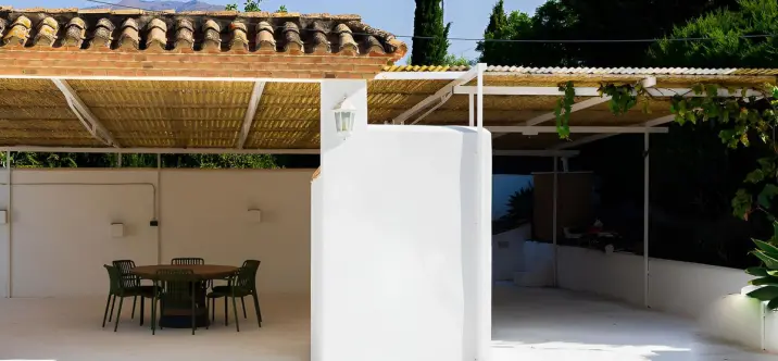 Sale of detached villa in Estepona 4